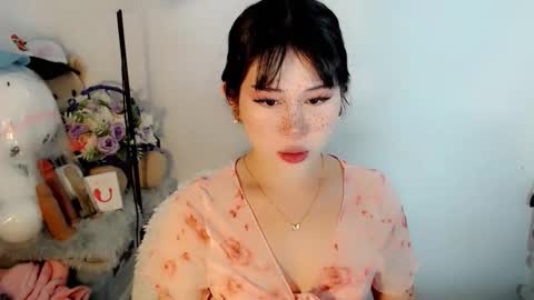 Snapshot of yourfavorateella chatting on 11-15-25, 02:31 PrettyElla online show from 11-15-25, 02:31