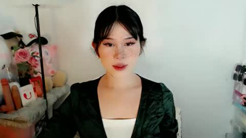 Snapshot of yourfavorateella chatting on 11-26-25, 08:48 PrettyElla online show from 11-26-25, 08:48