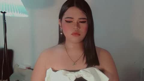 Snapshot of yourfavoratejessica chatting on 09-12-25, 12:05 Jessica online show from 09-12-25, 12:05