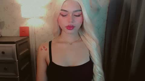 Snapshot of yourfavoratesunshine chatting on 12-02-25, 06:30 Sunshine online show from 12-02-25, 06:30