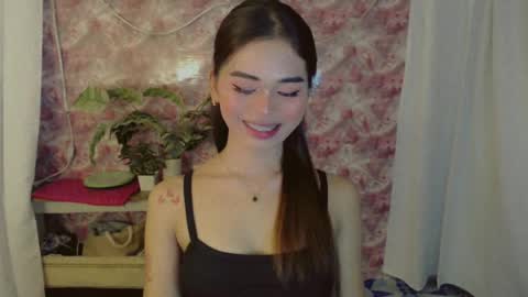 Snapshot of yourfavoratesunshine chatting on 06-26-26, 10:30 Sunshine online show from 06-26-26, 10:30