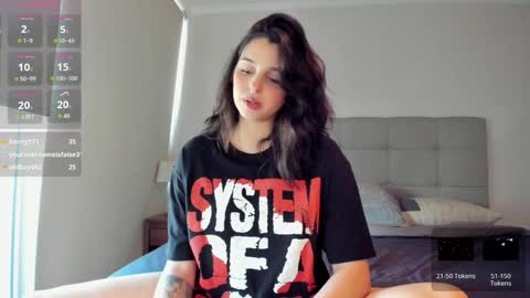 Snapshot of yourfreakygirl chatting on 10-02-25, 07:32 Helena online show from 10-02-25, 07:32