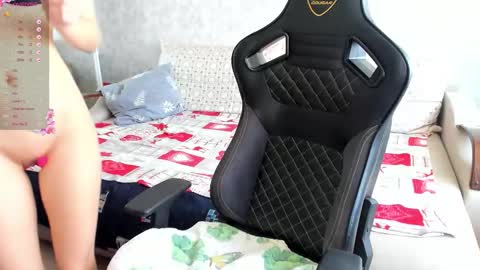 Snapshot of yourgirl_044 chatting on 02-22-26, 11:09 yourgirl_044 online show from 02-22-26, 11:09