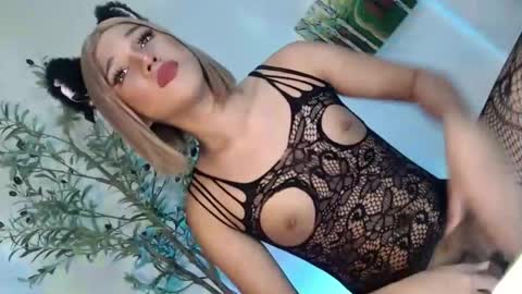 Snapshot of yourgirlnextdoor18 chatting on 05-18-26, 03:24 yourgirlnextdoor18 online show from 05-18-26, 03:24
