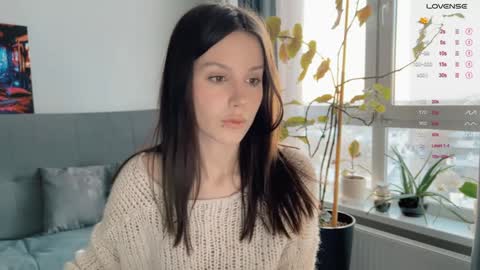 Aida online show from 12-16-24, 09:46