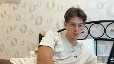 Chris online show from 01-09-25, 07:21