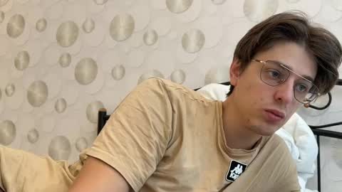 Chris online show from 02-10-25, 07:15