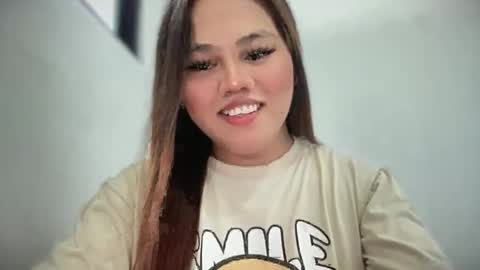 Snapshot of yourhotgirl_lyn chatting on 06-08-26, 06:03 yourhotgirl_lyn online show from 06-08-26, 06:03