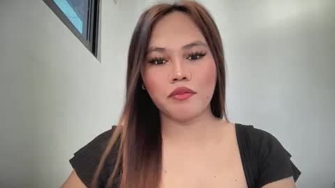 Snapshot of yourhotgirl_lyn chatting on 06-09-26, 05:41 yourhotgirl_lyn online show from 06-09-26, 05:41
