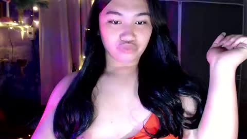 LORI online show from 02-12-25, 01:19