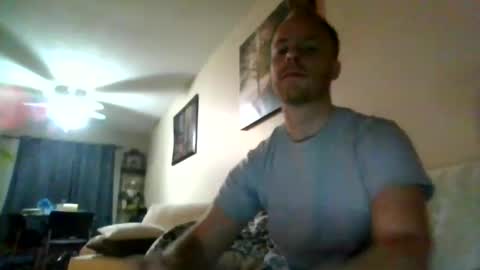 Snapshot of yourlove8523 chatting on 11-19-25, 07:19 yourlove8523 online show from 11-19-25, 07:19