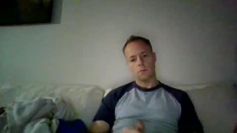 Snapshot of yourlove8523 chatting on 11-25-25, 06:35 yourlove8523 online show from 11-25-25, 06:35