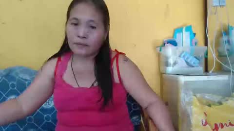 Snapshot of yourlove_regine chatting on 01-10-25, 05:05 Regine online show from 01-10-25, 05:05