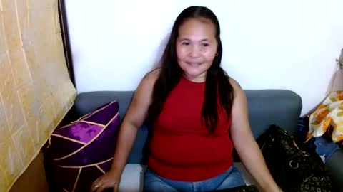 Snapshot of yourlove_regine chatting on 03-08-25, 08:11 Regine online show from 03-08-25, 08:11