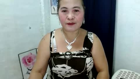 Snapshot of yourlove_regine chatting on 09-23-25, 11:08 Regine online show from 09-23-25, 11:08