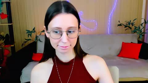 Snapshot of yourlovelystoryy chatting on 06-27-26, 11:59 Vetta online show from 06-27-26, 11:59
