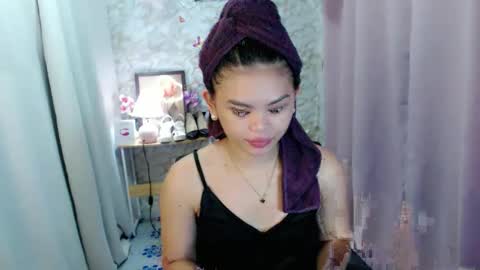 Snapshot of yourlovelytranspinay chatting on 02-19-26, 02:40 your lovely Dina online show from 02-19-26, 02:40