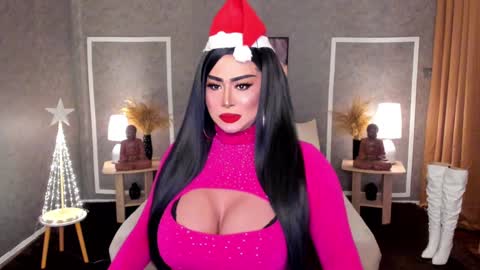Snapshot of yourmassivecockcummer chatting on 12-25-24, 03:06 Carla online show from 12-25-24, 03:06