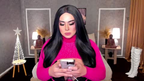 Snapshot of yourmassivecockcummer chatting on 12-27-24, 01:28 Carla online show from 12-27-24, 01:28