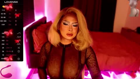 Snapshot of yourmassivecockcummer chatting on 03-16-26, 05:44 Carla online show from 03-16-26, 05:44