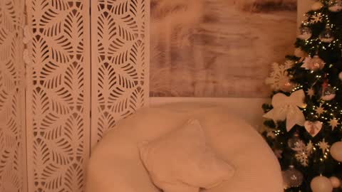 Sarah online show from 12-12-24, 07:48