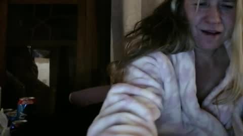 yourmomma999 online show from 01-21-25, 11:24