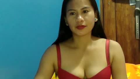 Snapshot of yourmorenagirl69 chatting on 06-04-26, 09:48 yourmorenagirl69 online show from 06-04-26, 09:48