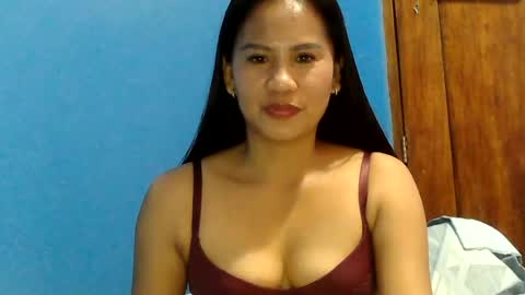 Snapshot of yourmorenagirl69 chatting on 07-19-26, 07:34 yourmorenagirl69 online show from 07-19-26, 07:34