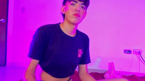 yournaughtyfemboy online show from 05-28-26, 06:00