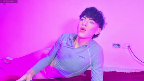 yournaughtyfemboy online show from 06-01-26, 04:47