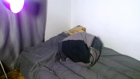 Snapshot of yournaughtyguy chatting on 05-12-26, 12:57 BunnyBoy online show from 05-12-26, 12:57