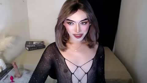 TIFFANY SUCKING QUEEN online show from 05-25-26, 08:15