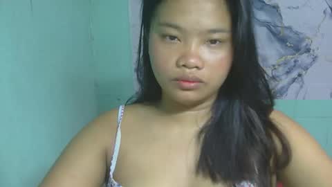 Snapshot of yourpinay_belle chatting on 05-18-26, 10:37 Belle online show from 05-18-26, 10:37