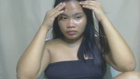 Snapshot of yourpinay_belle chatting on 06-16-26, 05:48 Belle online show from 06-16-26, 05:48