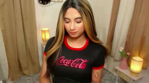 Snapshot of yourpretty_drea chatting on 11-10-25, 08:30 Dreaa online show from 11-10-25, 08:30