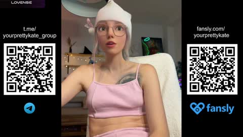 Snapshot of yourprettykate_ chatting on 12-25-24, 09:22 online show from 12-25-24, 09:22