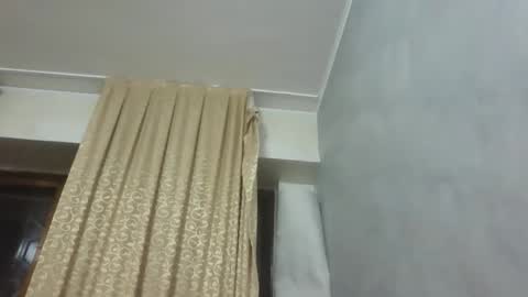 Snapshot of yourprincess09 chatting on 10-19-25, 08:42 yourprincess09 online show from 10-19-25, 08:42