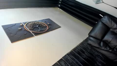 Snapshot of yourqueen_kaye chatting on 10-24-25, 05:42 kaye online show from 10-24-25, 05:42