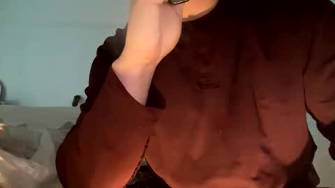 yours731783 online show from 11-23-25, 09:53