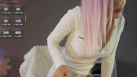 Luminous Luna online show from 03-15-26, 02:01