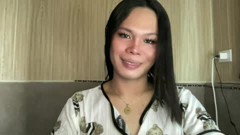 Snapshot of yourseductive_jem chatting on 06-14-26, 06:15 yourseductive_jem online show from 06-14-26, 06:15