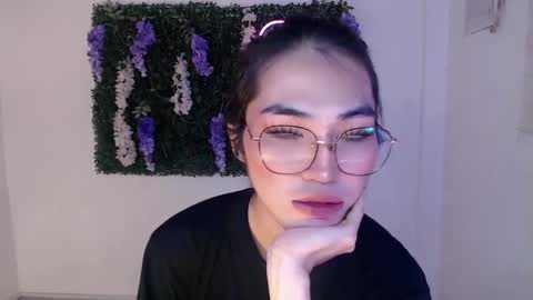 Snapshot of yoursexservice chatting on 02-13-25, 11:37 online show from 02-13-25, 11:37