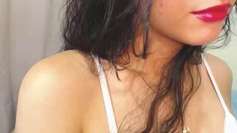 Snapshot of yoursexy18lover chatting on 10-08-25, 05:49 Lina and roberth online show from 10-08-25, 05:49