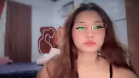 yoursweetgirl_zia online show from 05-01-26, 06:51