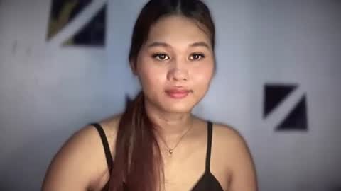 yoursweetgirl_zia online show from 05-24-26, 05:45