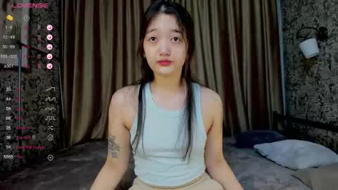 Snapshot of yoursweetsoul chatting on 09-22-25, 03:08 Bella online show from 09-22-25, 03:08