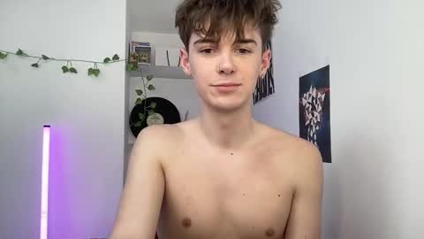 yoursweetyguy online show from 04-16-26, 01:45