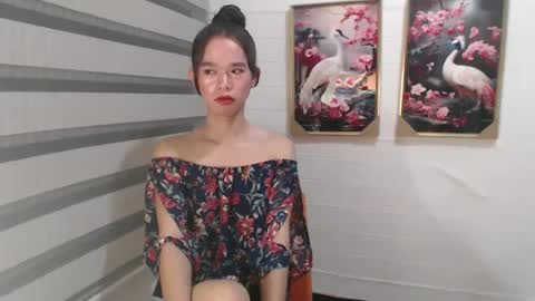 yourtinybunny online show from 02-18-25, 12:06