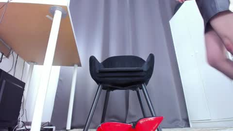 Toxic Goddess online show from 12-22-25, 09:01