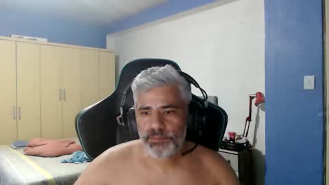 Snapshot of yourtoytoyoumaster3 chatting on 11-25-25, 07:47 yourtoytoyoumaster3 online show from 11-25-25, 07:47